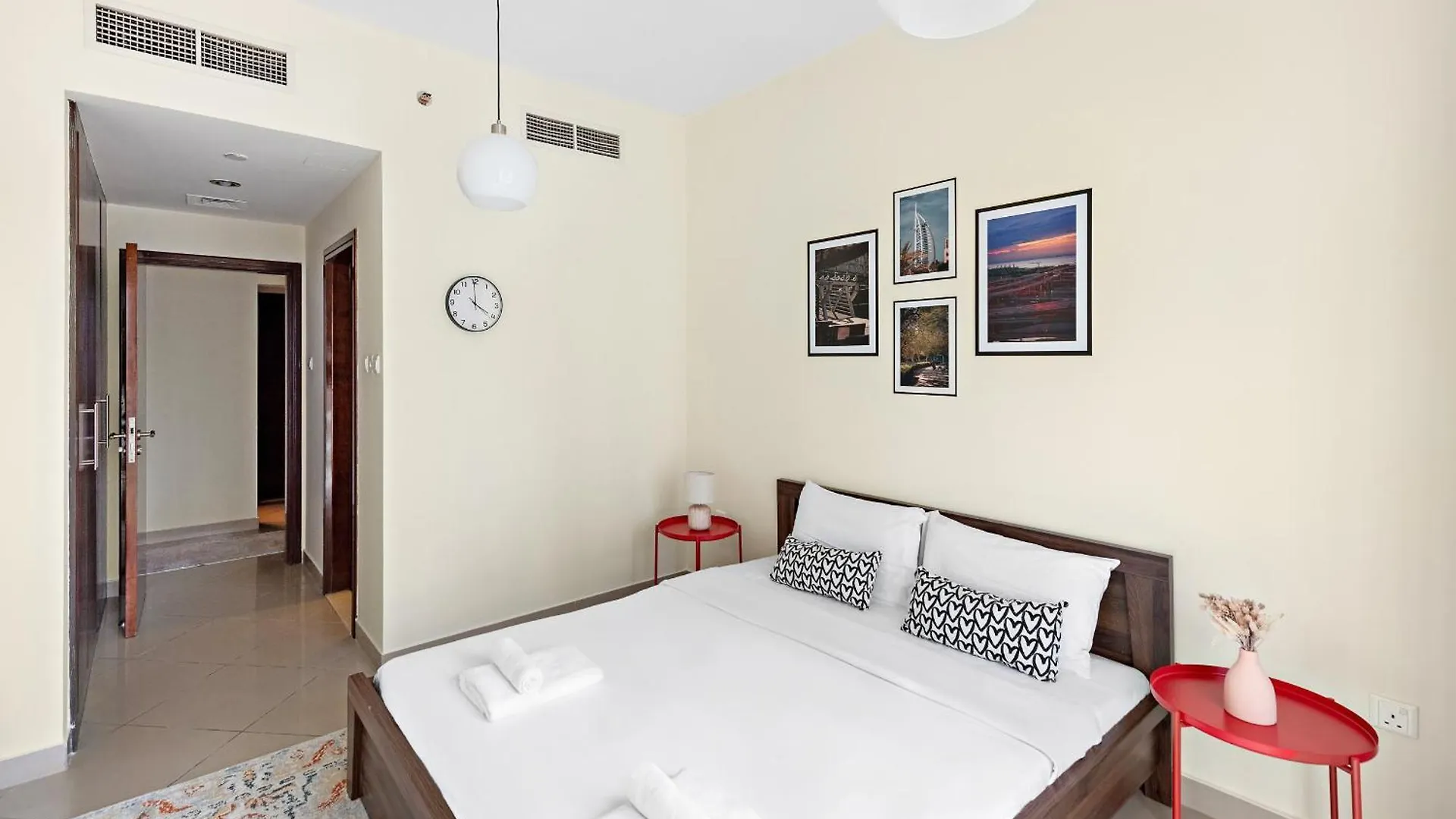 Vayk - Warm And Welcoming 2 Bd In Jlt Daire Dubai