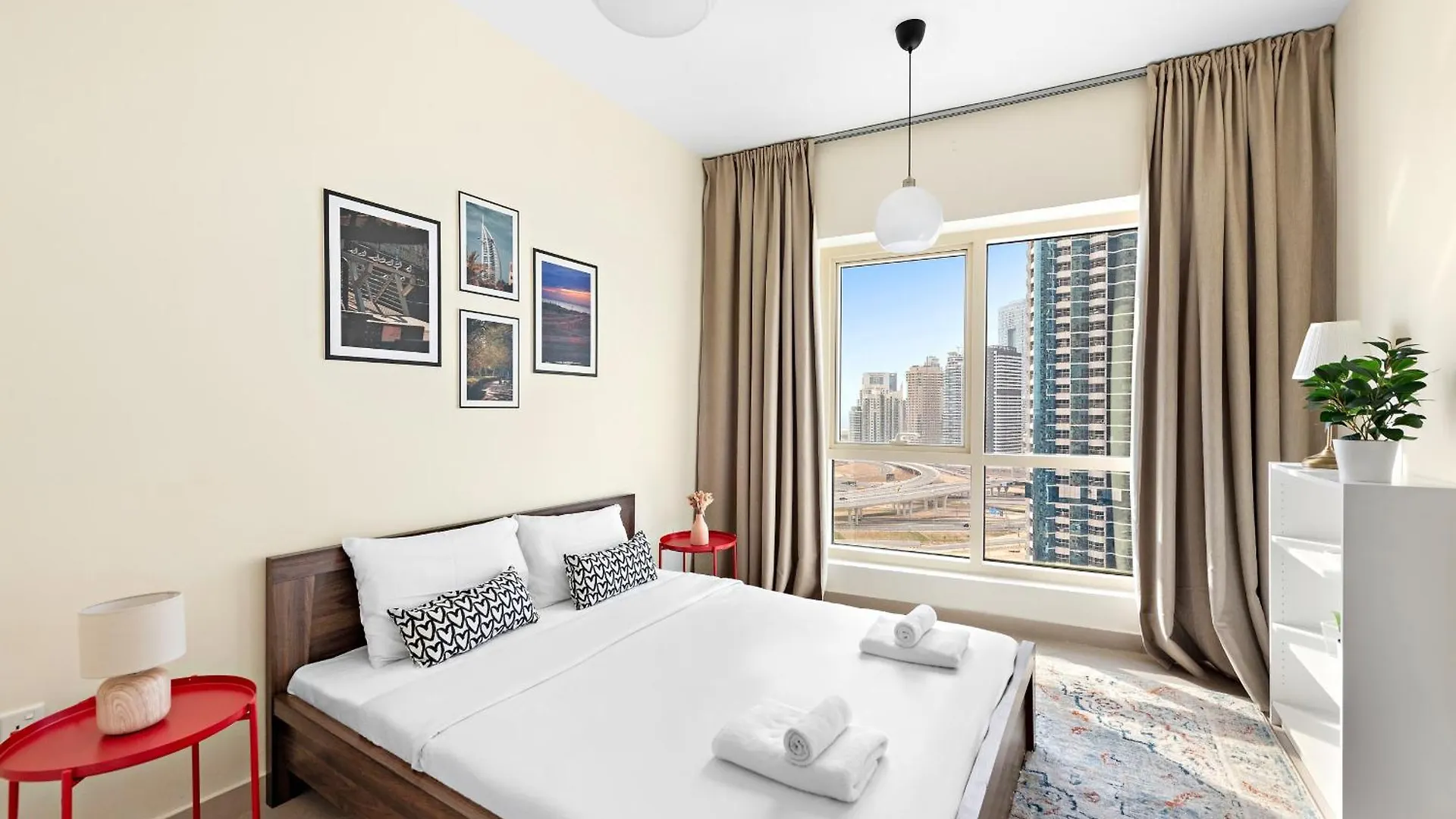 Vayk - Warm And Welcoming 2 Bd In Jlt Apartment Dubai